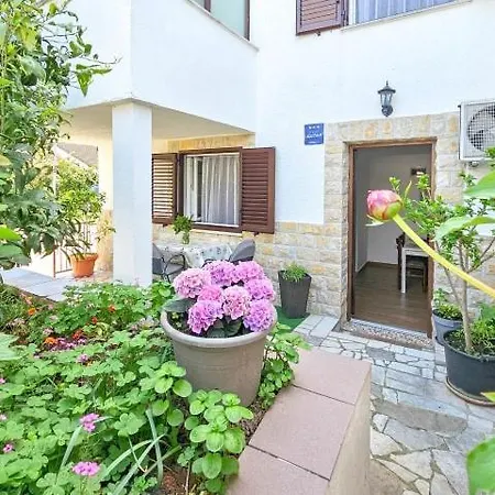 Ivanka Apartment Dajla